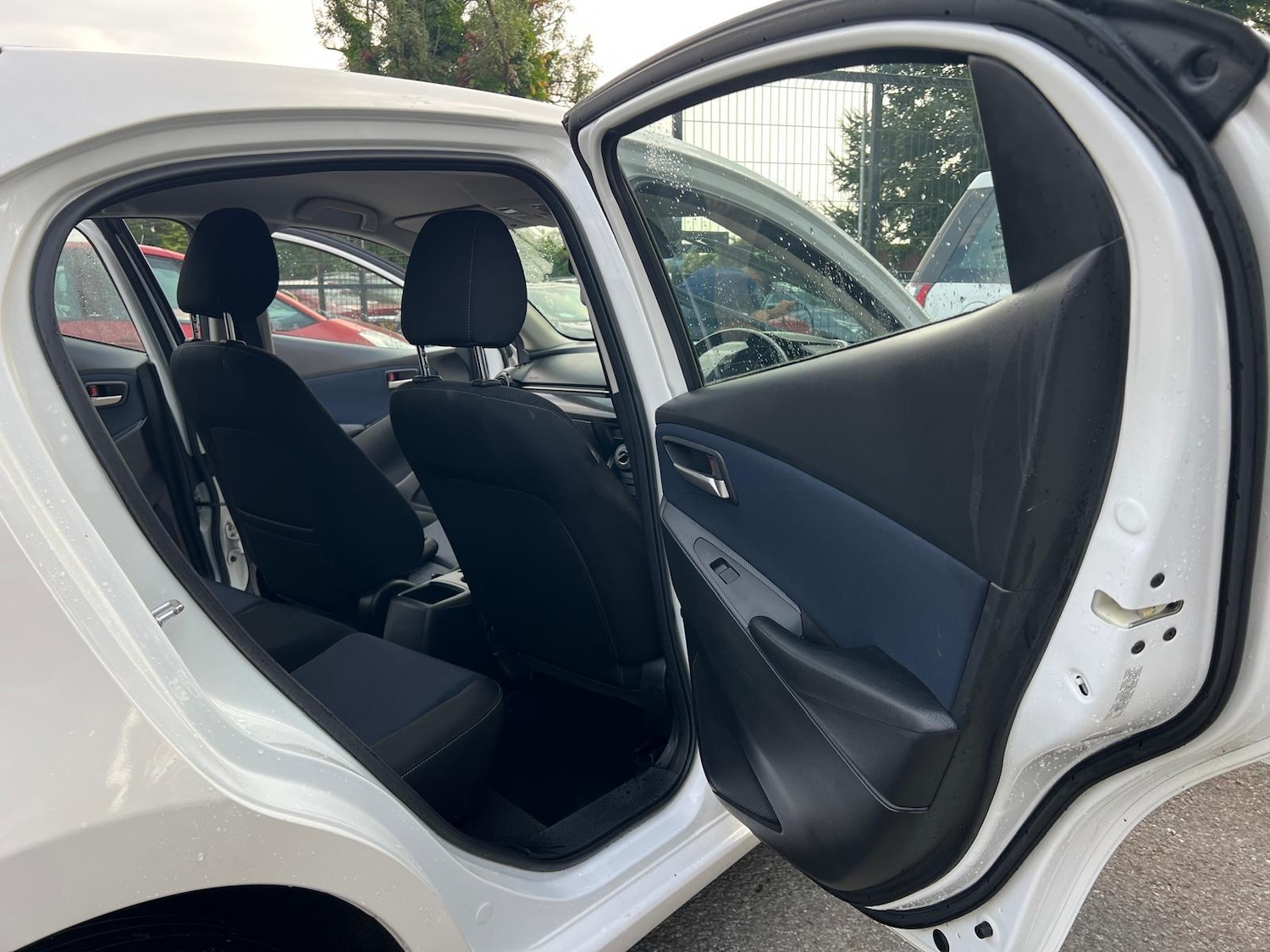 Used Mazda Mazda2 2016 for sale - 76306239: Photo 13