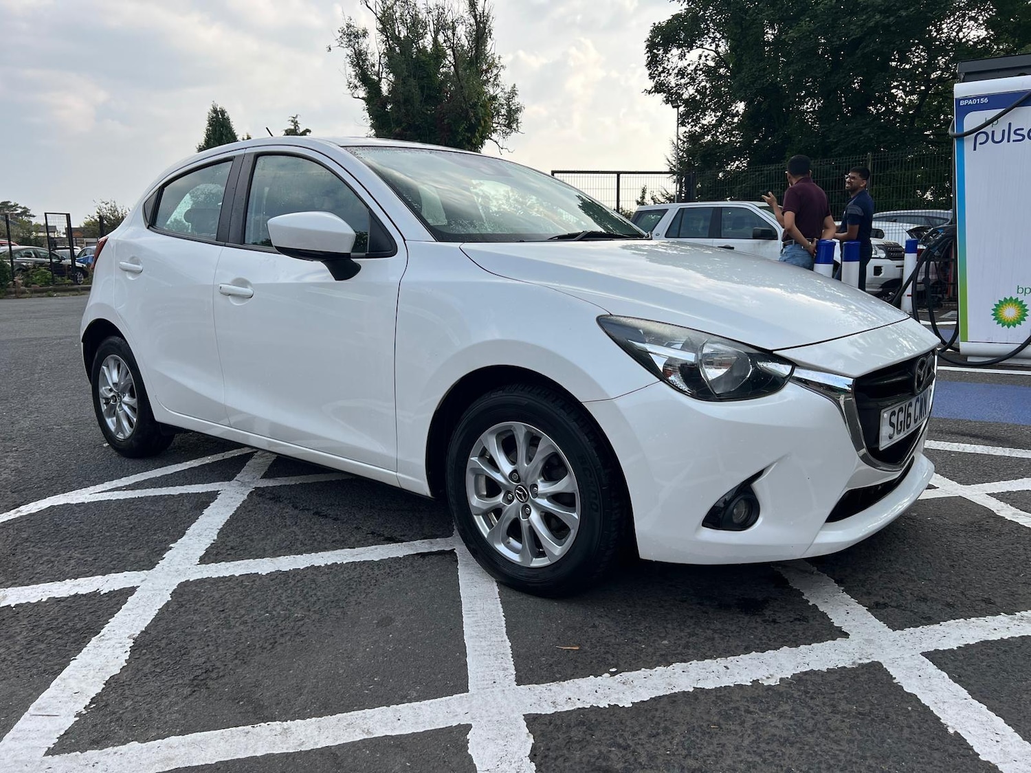 Used Mazda Mazda2 2016 for sale - 76306239: Photo 2