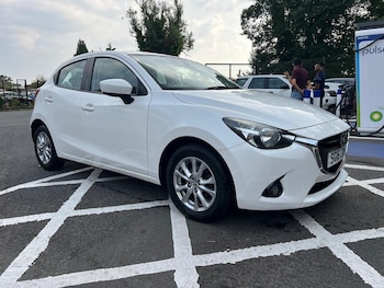 Used Mazda Mazda2 2016 for sale - 76306239: Photo 2