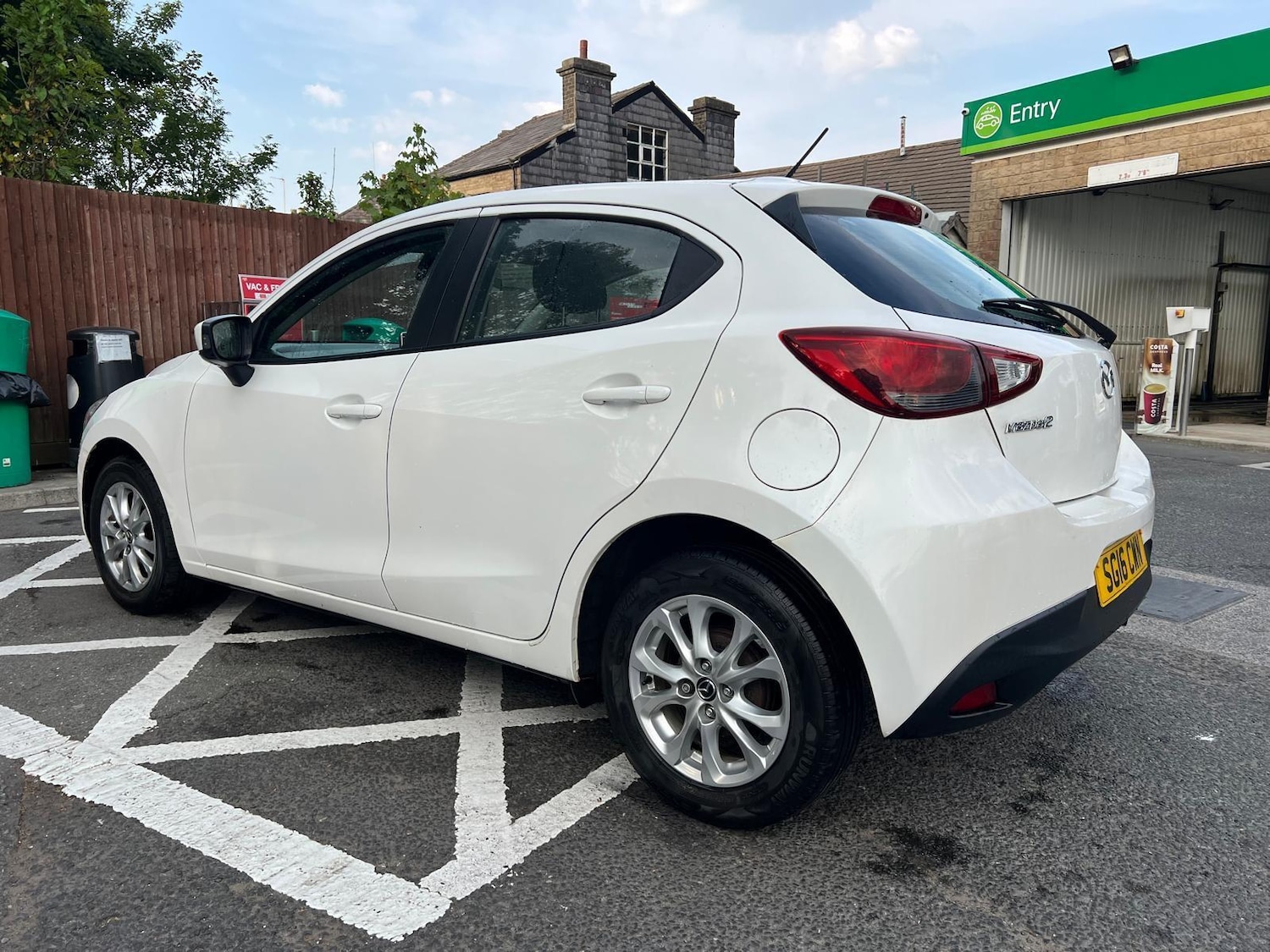 Used Mazda Mazda2 2016 for sale - 76306239: Photo 7