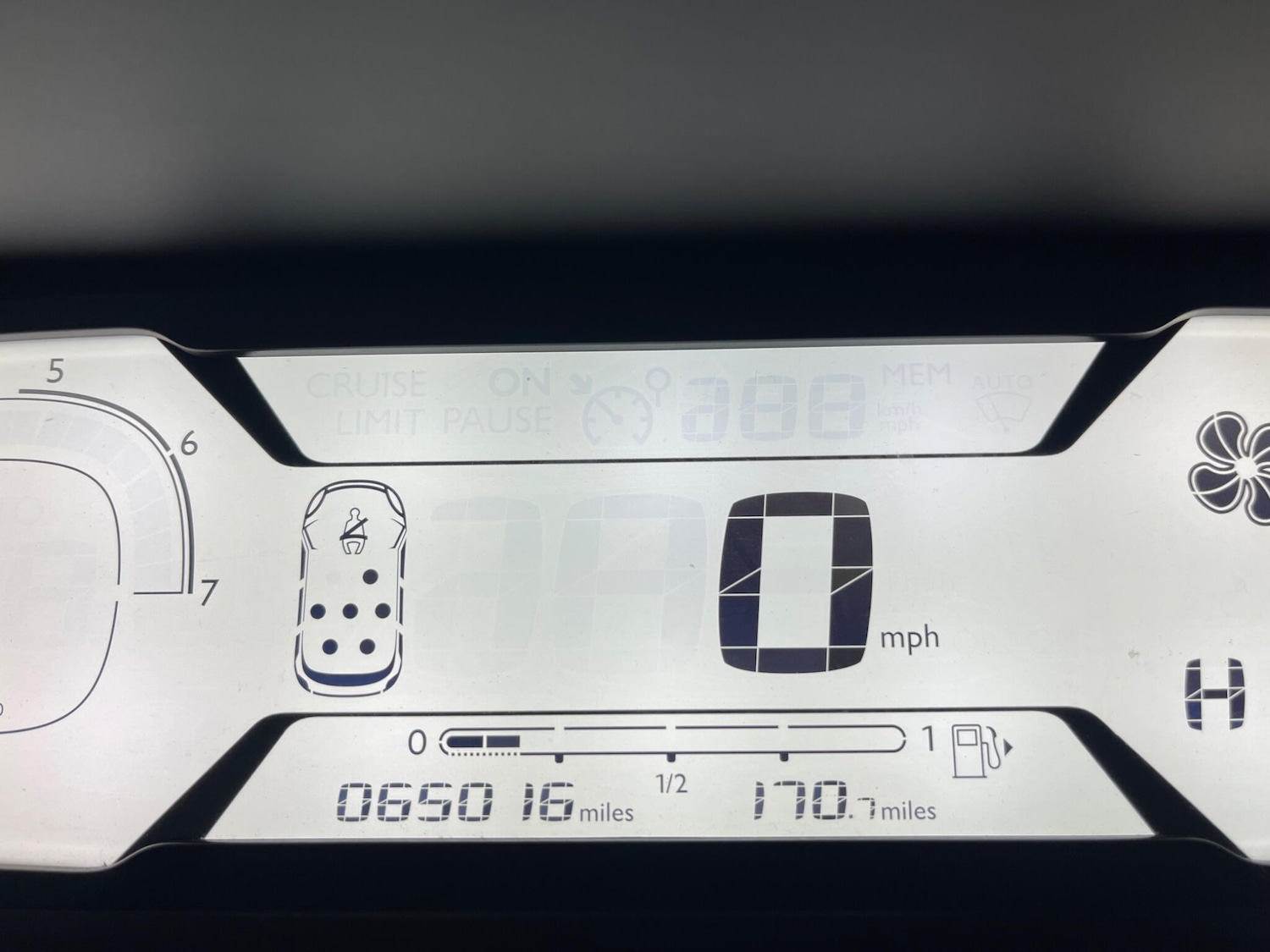 Used Citroen C4 Grand Picasso 2018 for sale - 77066906: Photo 22