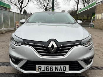 Used Renault Megane 2016 for sale - 78384857: Photo