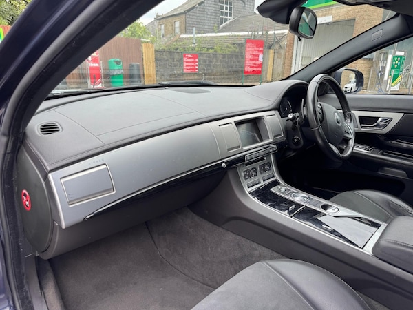 Used Jaguar XF 2014 for sale - 75677908: Photo 10