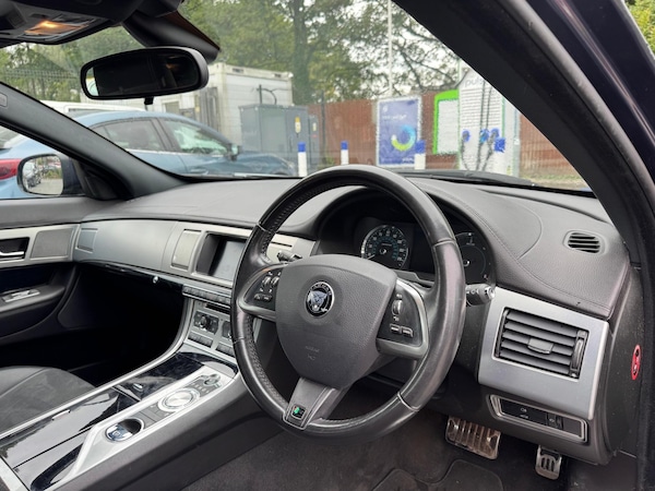 Used Jaguar XF 2014 for sale - 75677908: Photo 15