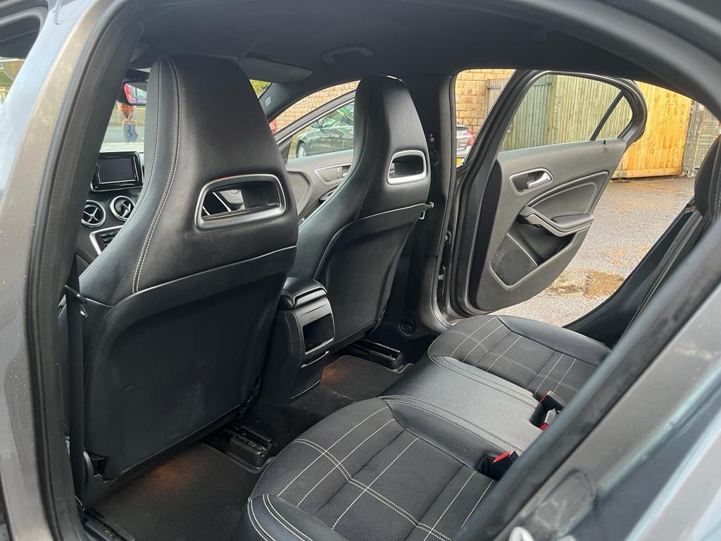 Used Mercedes-Benz A-Class 2013 for sale - 76989836: Photo 20