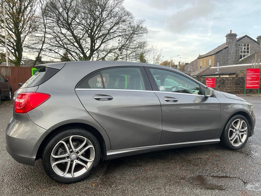 Used Mercedes-Benz A-Class 2013 for sale - 76989836: Photo 5
