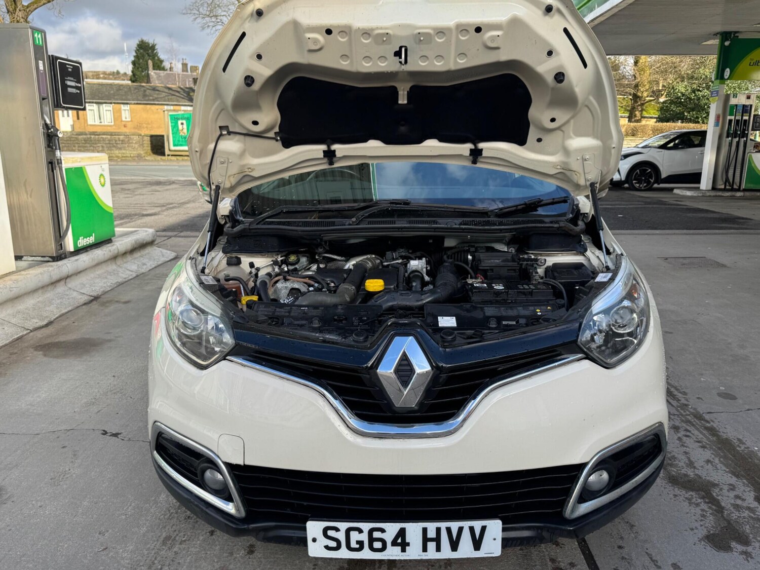 Used Renault Captur 2014 for sale - 77657790: Photo 6