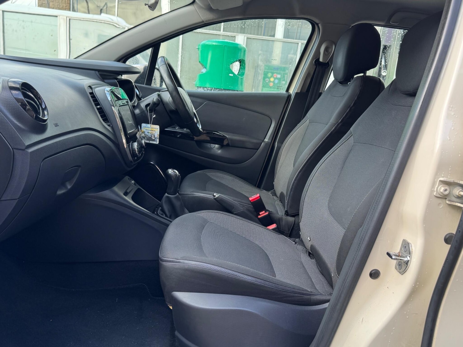 Used Renault Captur 2014 for sale - 77657790: Photo 9