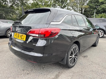 Vauxhall - Astra