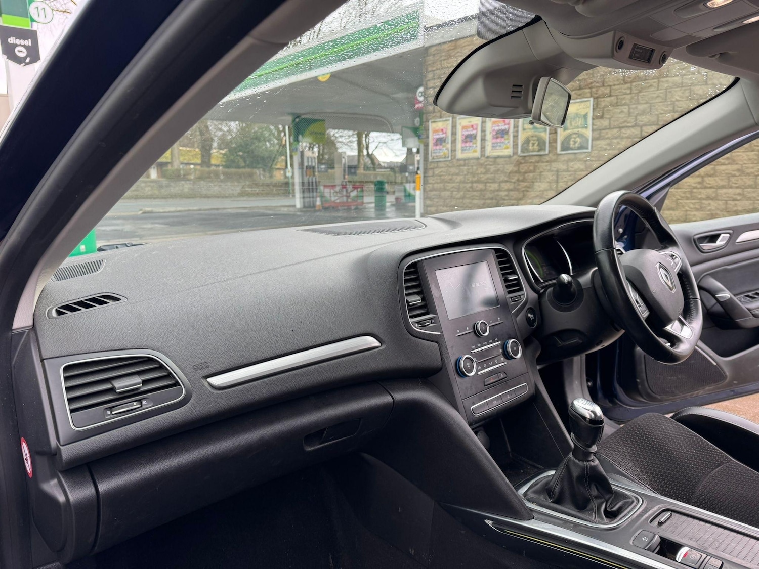 Used Renault Megane 2017 for sale - 76989788: Photo 14