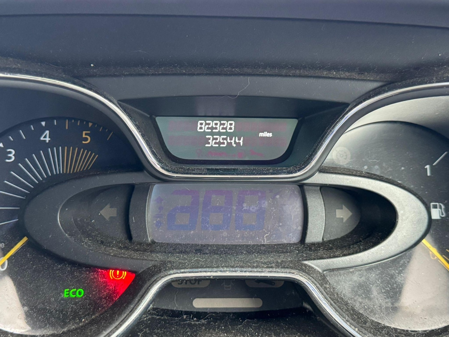 Used Renault Captur 2014 for sale - 76997471: Photo 2