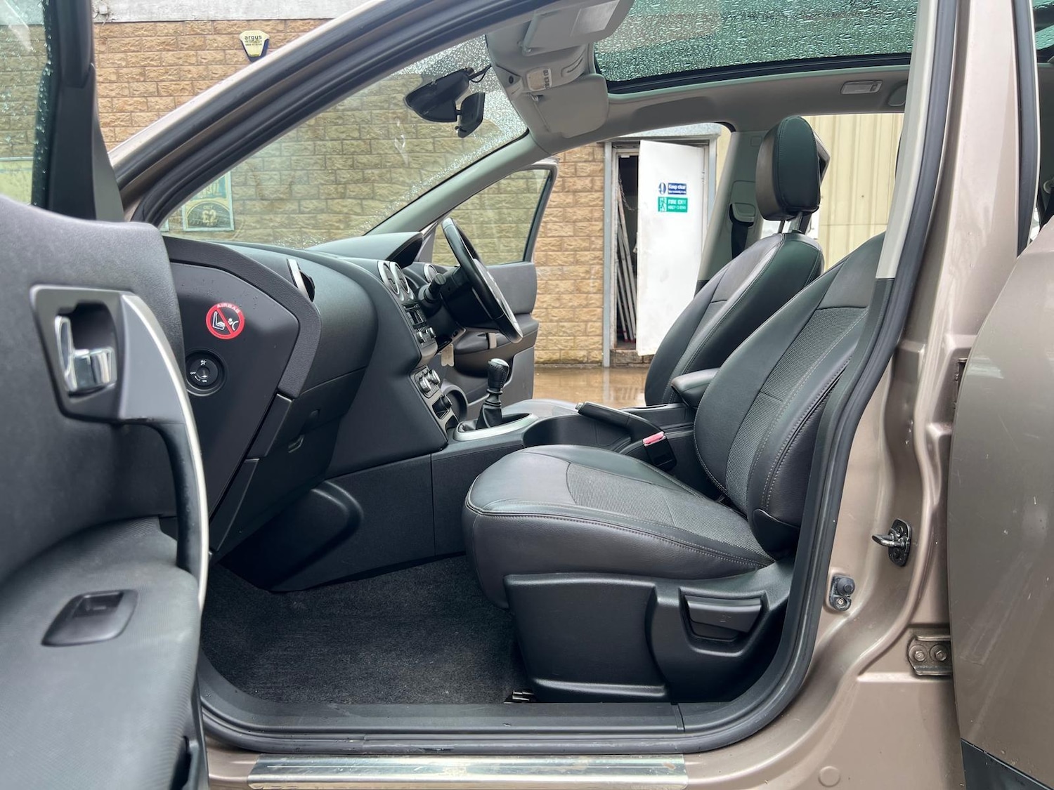 Used Nissan Qashqai+2 2011 for sale - 76988799: Photo 17