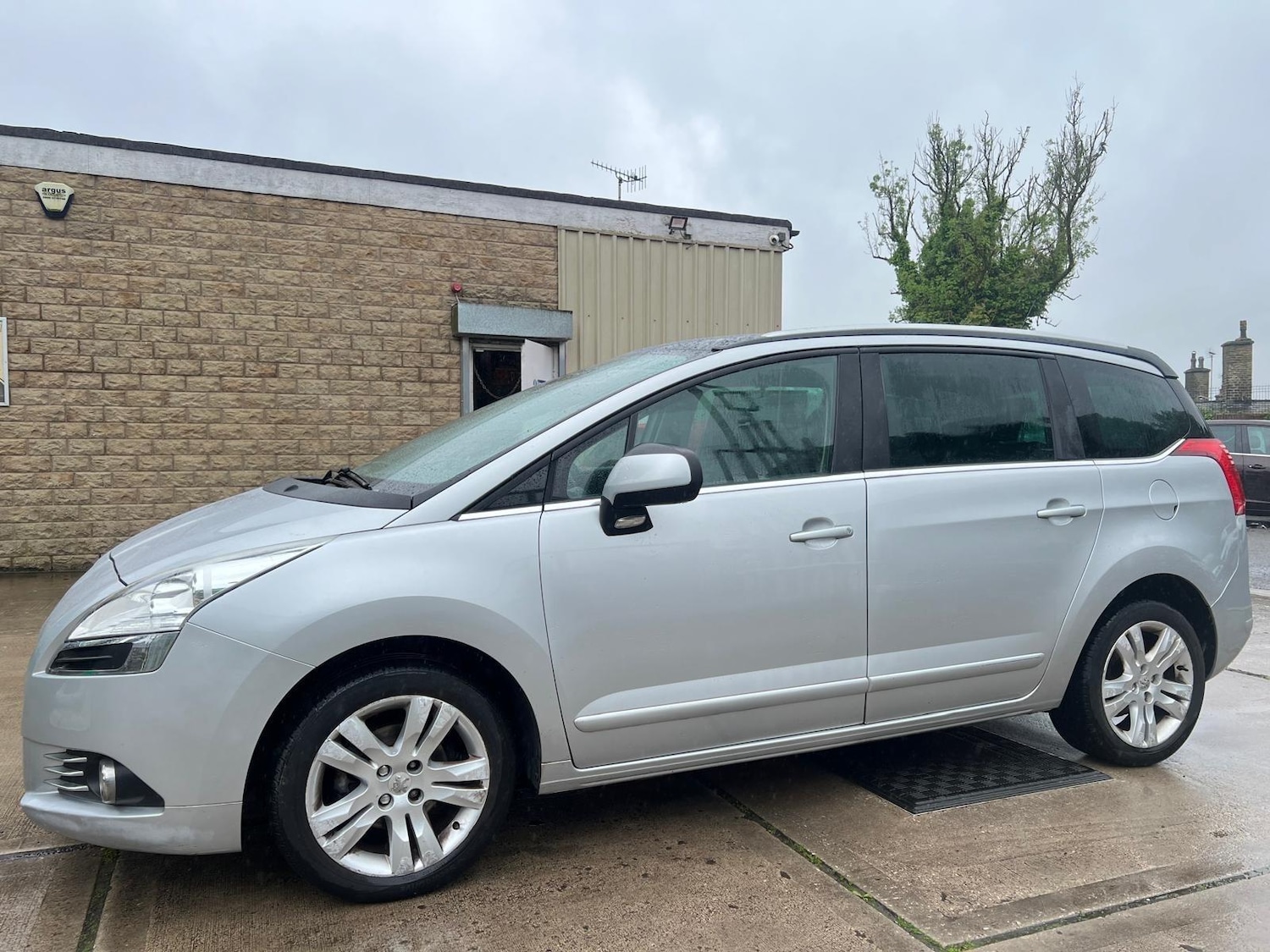 Vehicle 4