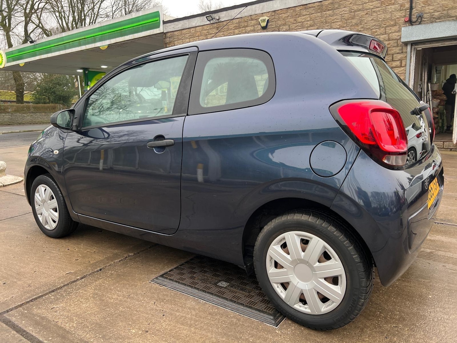 Vehicle 5