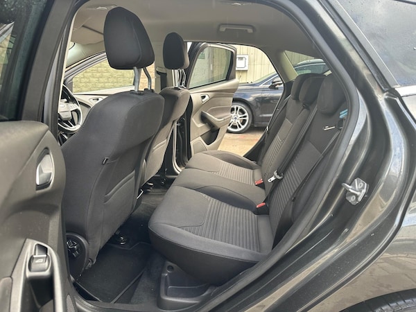 Used Ford Focus 2017 for sale - 75431375: Photo 11