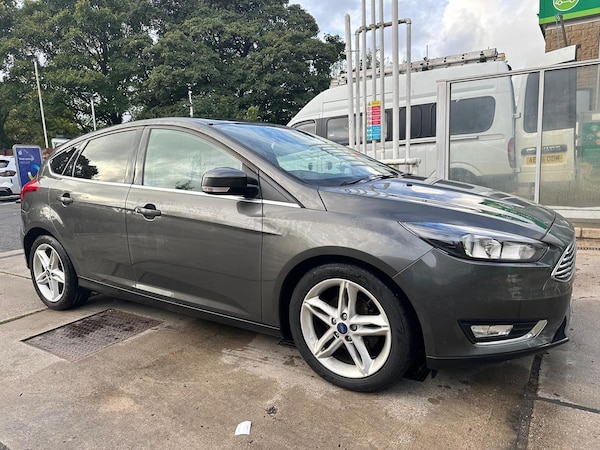 Used Ford Focus 2017 for sale - 75431375: Photo 3