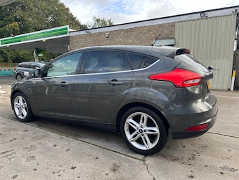 Used Ford Focus 2017 for sale - 75431375: Photo