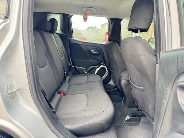 Used Jeep Renegade 2015 for sale - 75531140: Photo 18