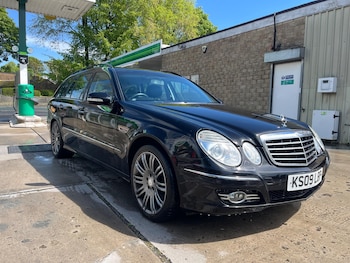 Used Mercedes-Benz E Class 2009 for sale - 78622987: Photo