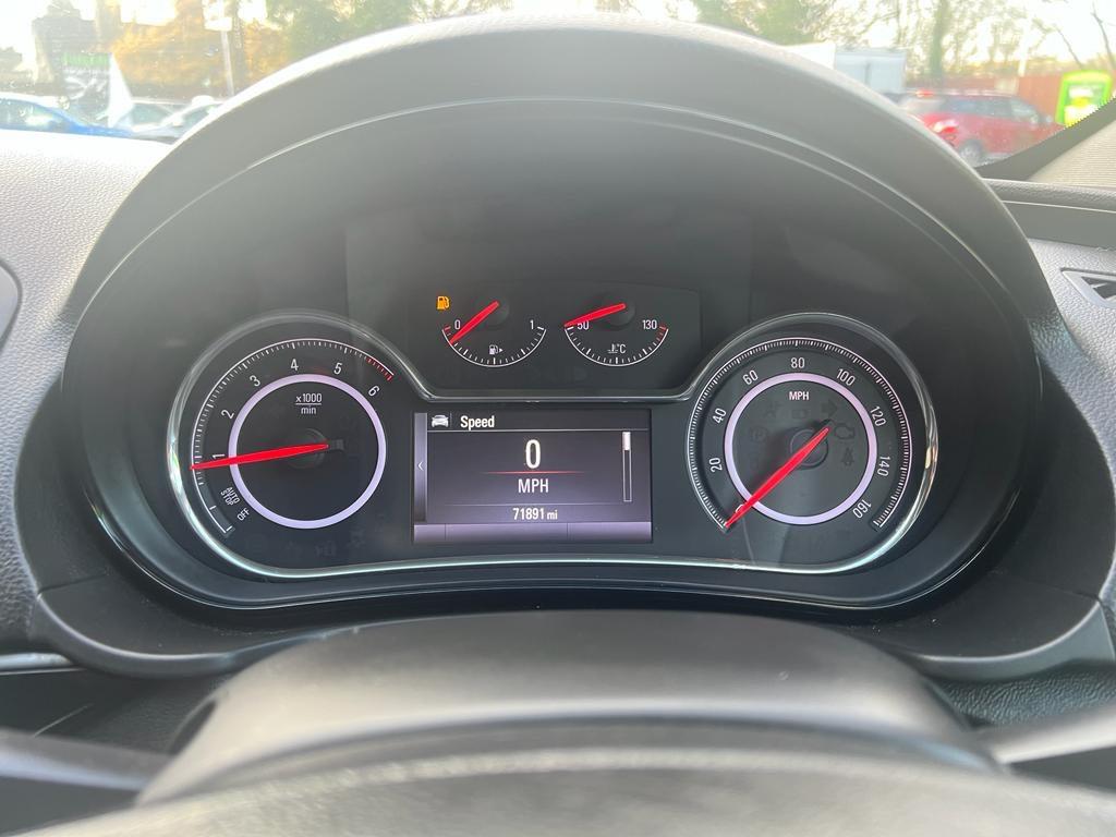 Used Vauxhall Insignia 2015 for sale - 76996376: Photo 10