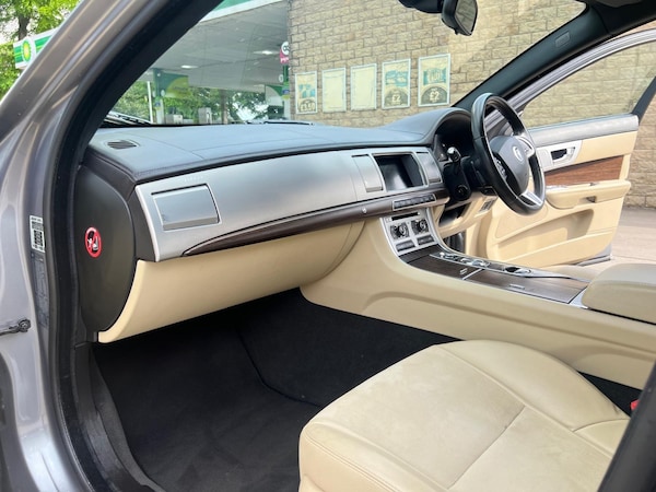 Used Jaguar XF 2013 for sale - 75519737: Photo 15