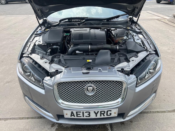 Used Jaguar XF 2013 for sale - 75519737: Photo 8