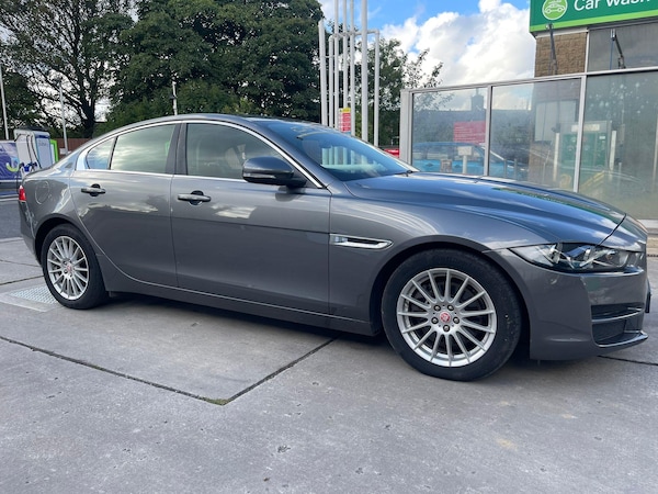 Used Jaguar XE 2015 for sale - 75658308: Photo 28