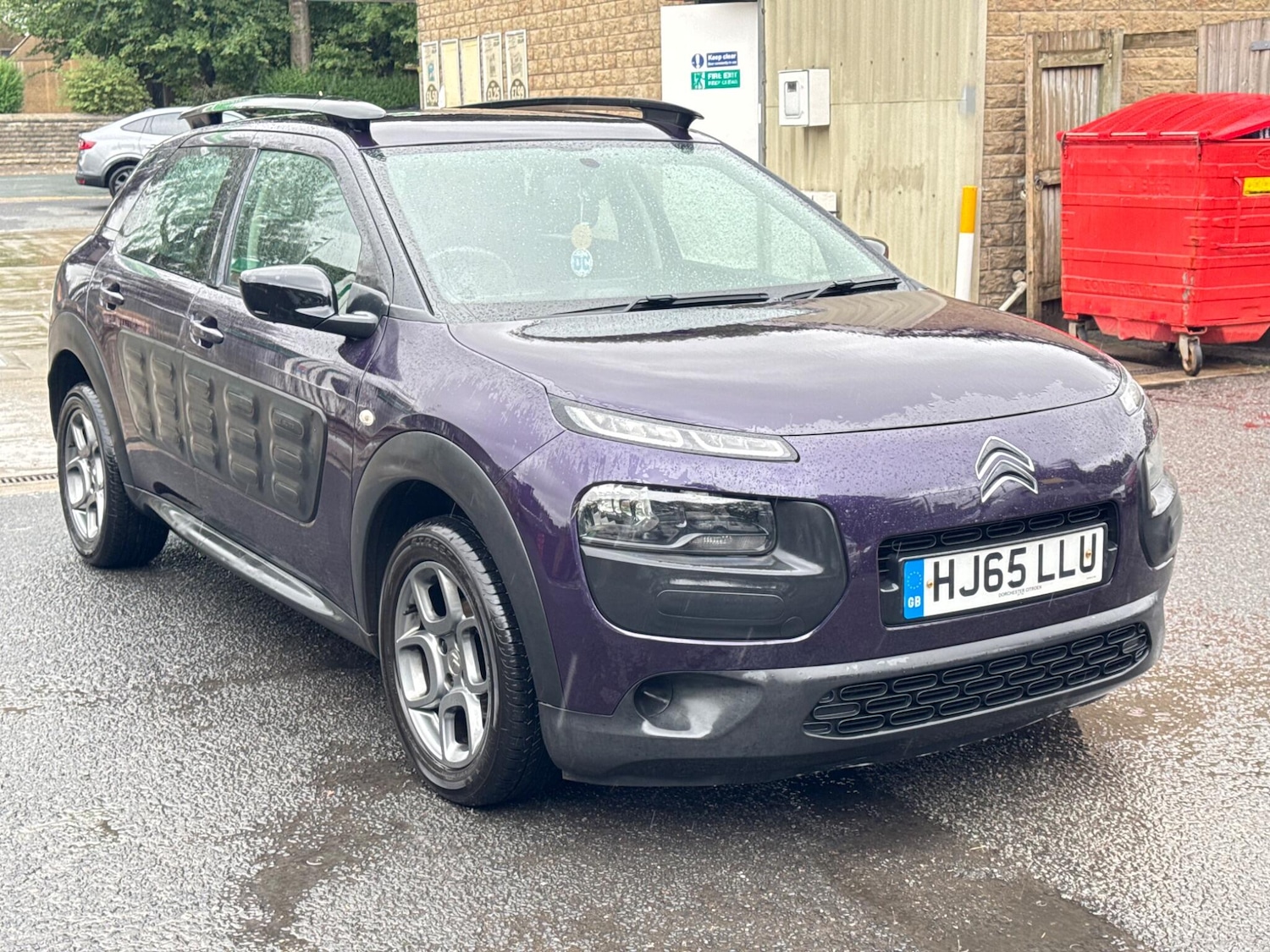 Used Citroen C4 Cactus for sale - 77633285: Photo 2