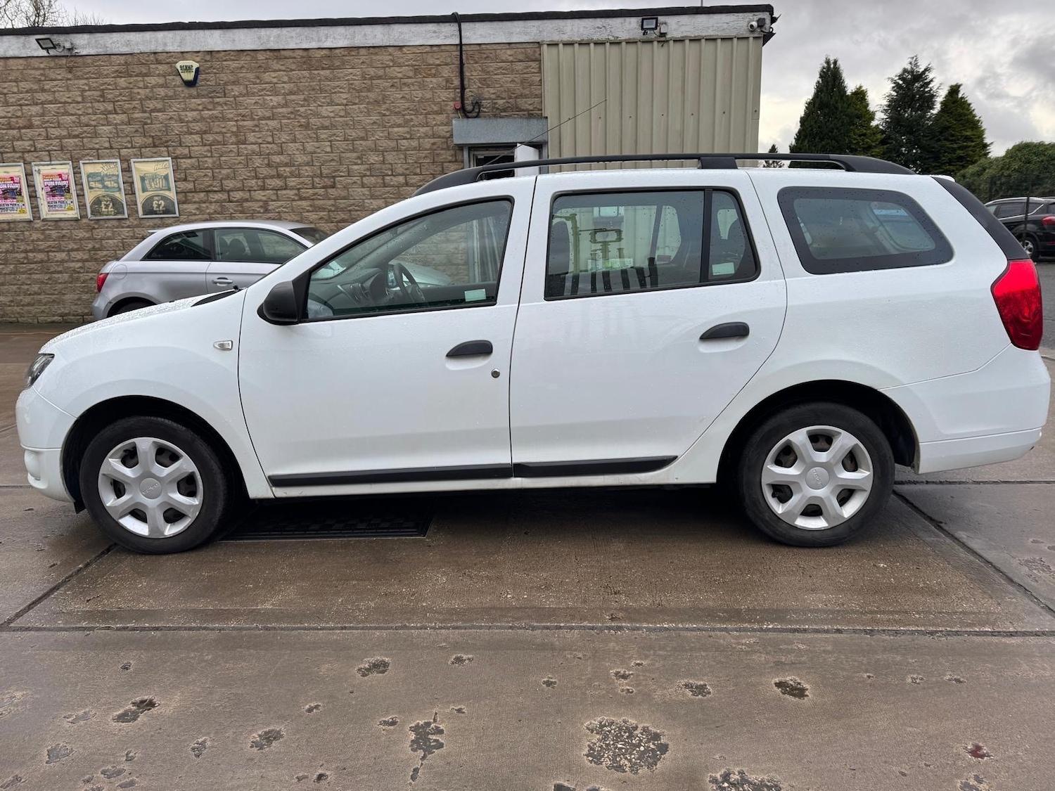Used Dacia Logan MCV 2016 for sale - 76991099: Photo 4