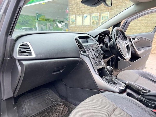 Used Vauxhall Astra 2013 for sale - 75430765: Photo 11