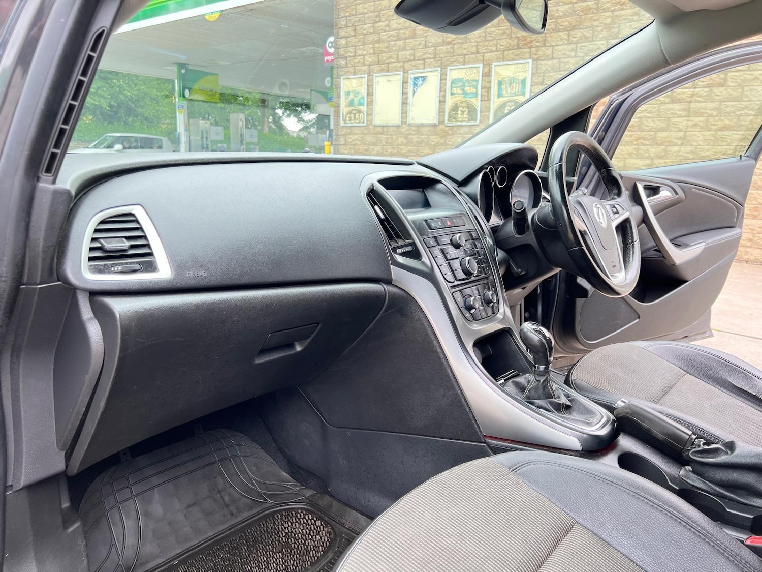 Used Vauxhall Astra 2013 for sale - 76987841: Photo 11