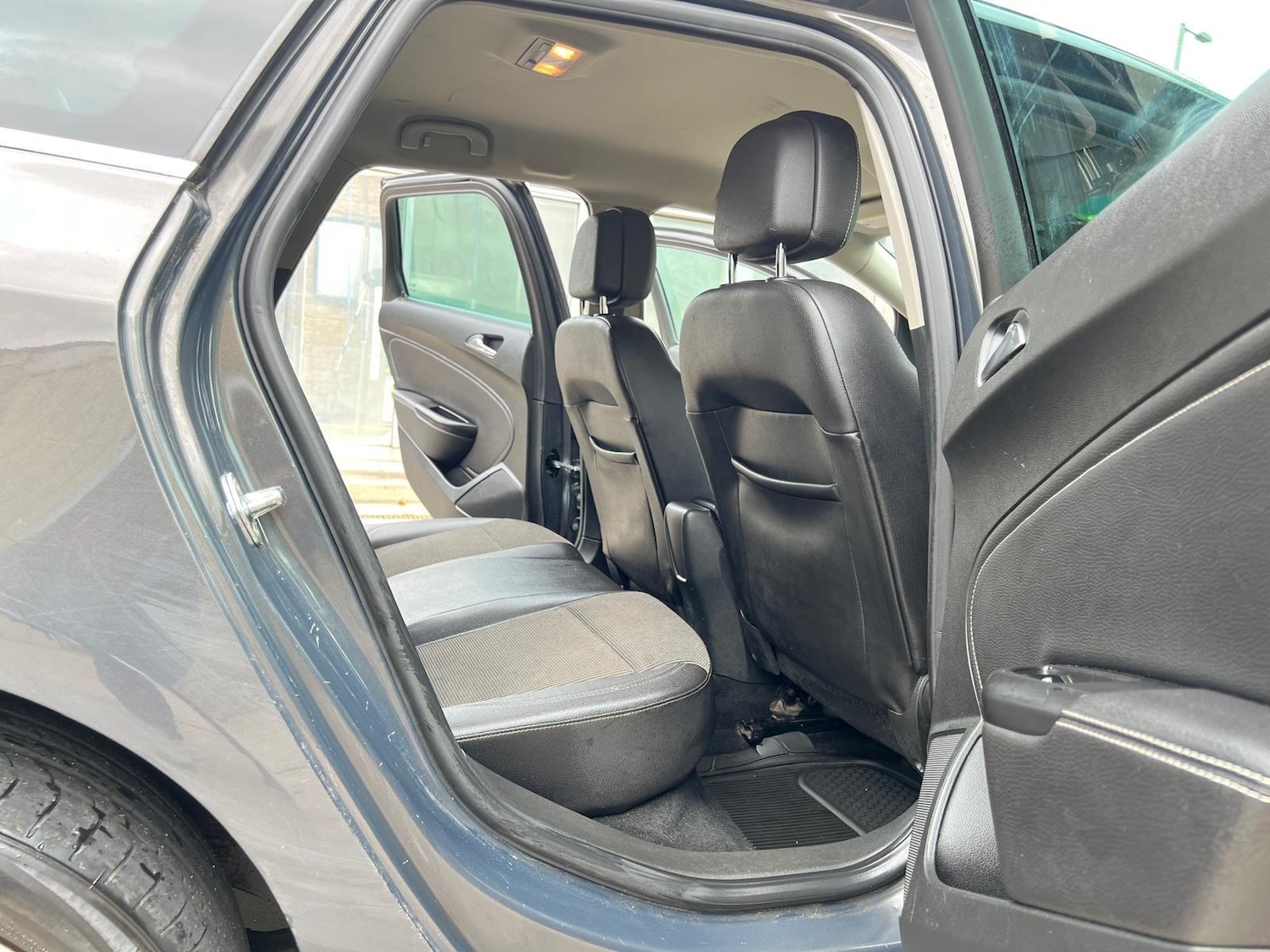 Used Vauxhall Astra 2013 for sale - 76987841: Photo 19