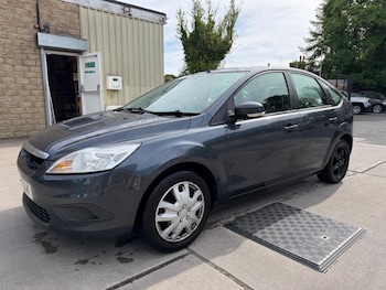 Used Ford Focus 2010 for sale - 78684604: Photo