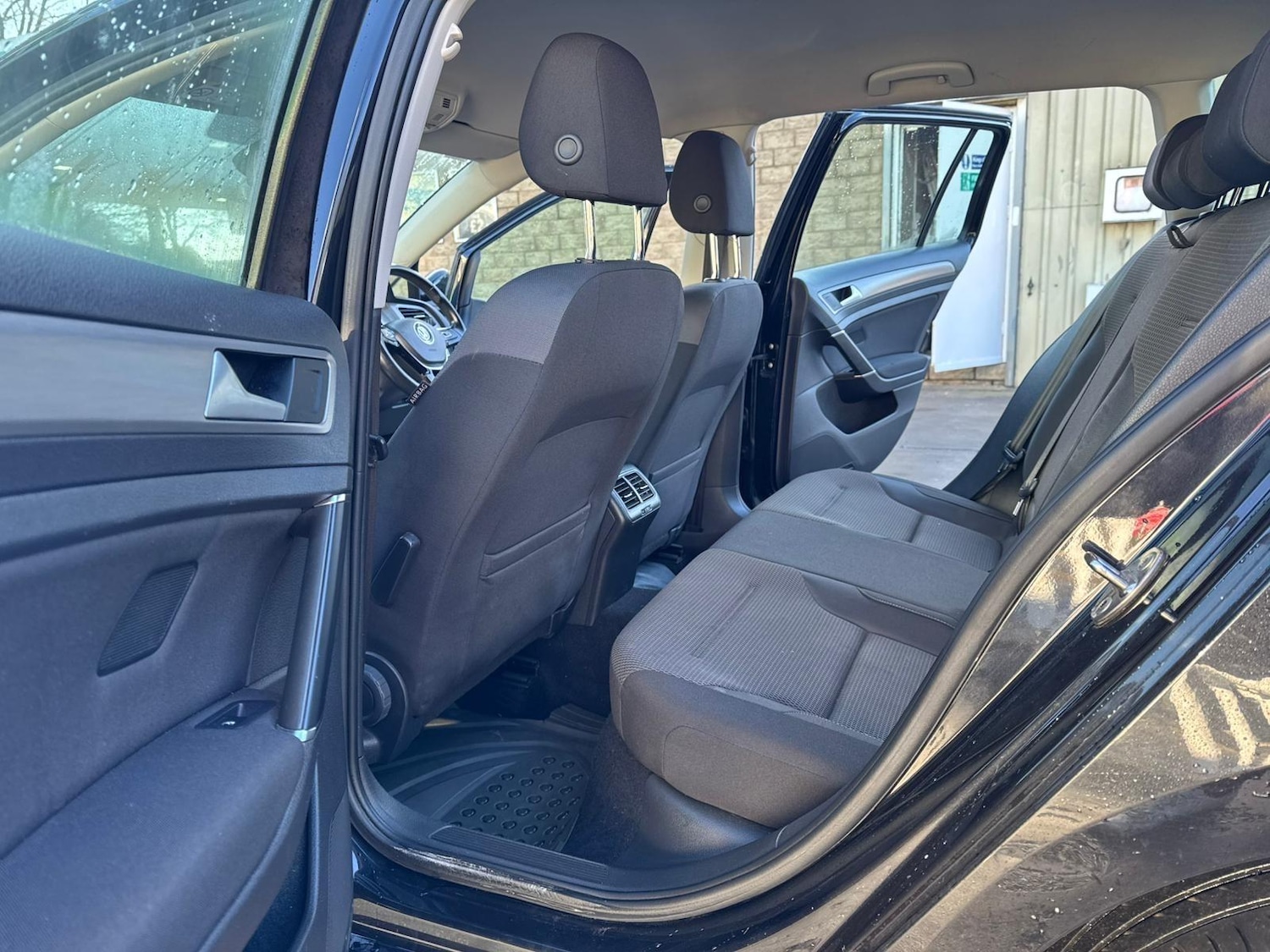 Used Volkswagen Golf 2015 for sale - 76991461: Photo 16