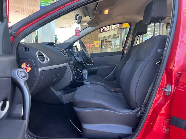 Used Renault Clio 2007 for sale - 75431480: Photo 9
