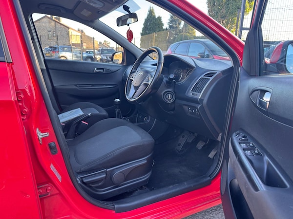 Used Hyundai i20 2013 for sale - 75477787: Photo 8