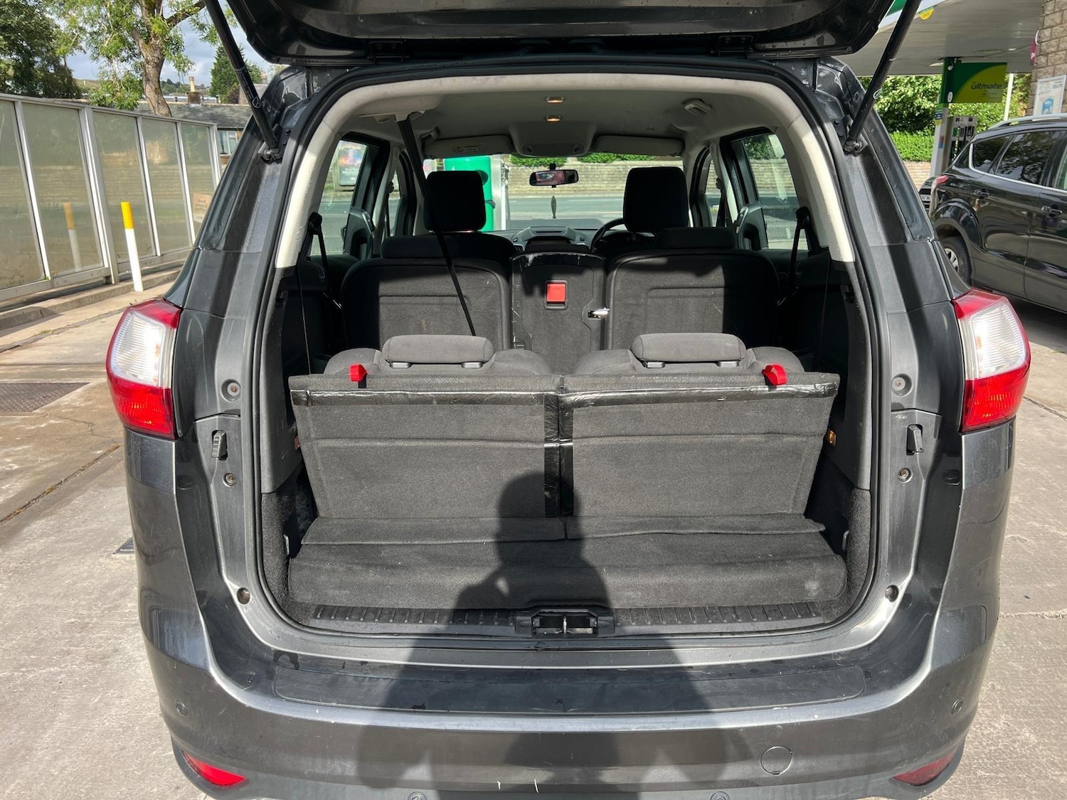 Vehicle 24