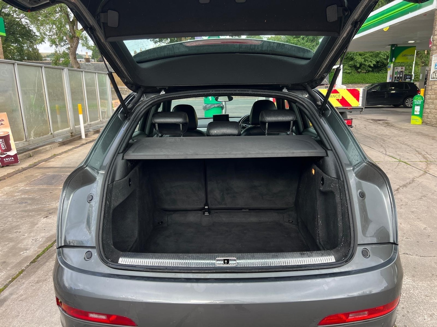 Used Audi Q3 2012 for sale - 76987840: Photo 9