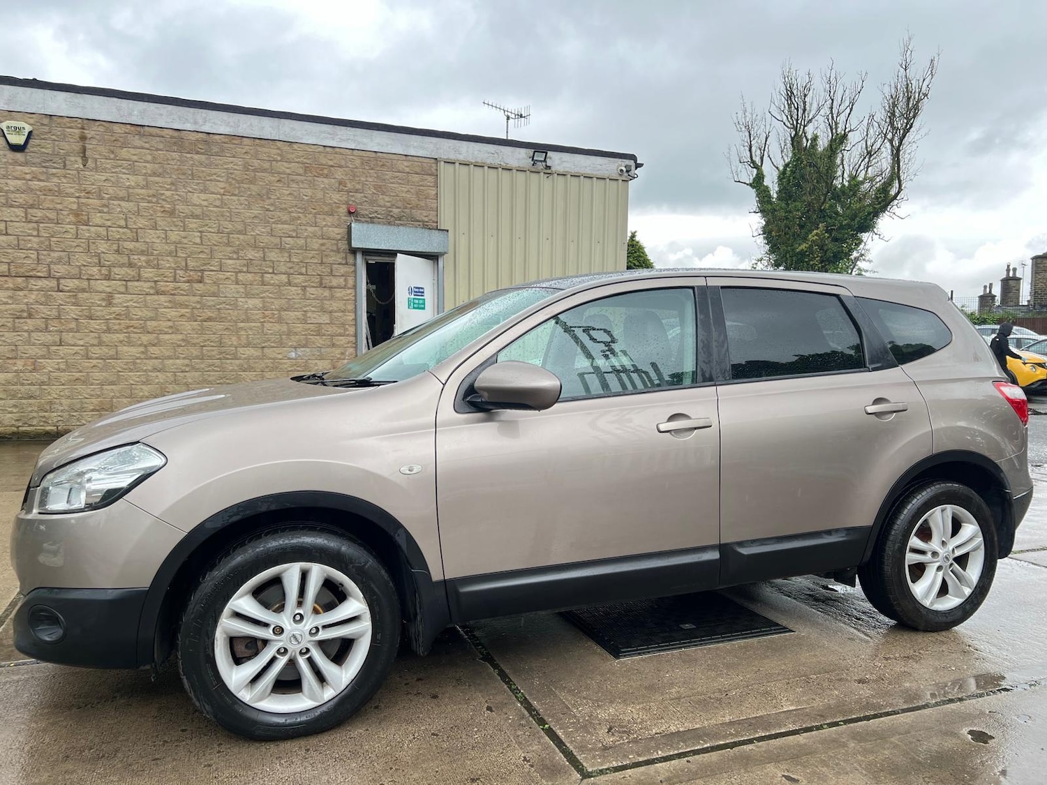Vehicle 4