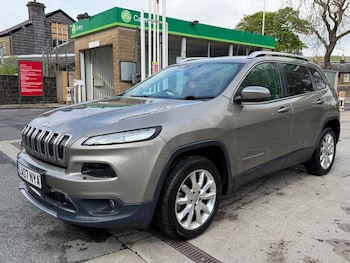 Used Jeep Cherokee 2016 for sale - 78535327: Photo