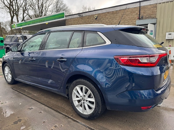 Used Renault Megane 2017 for sale - 75430276: Photo 6