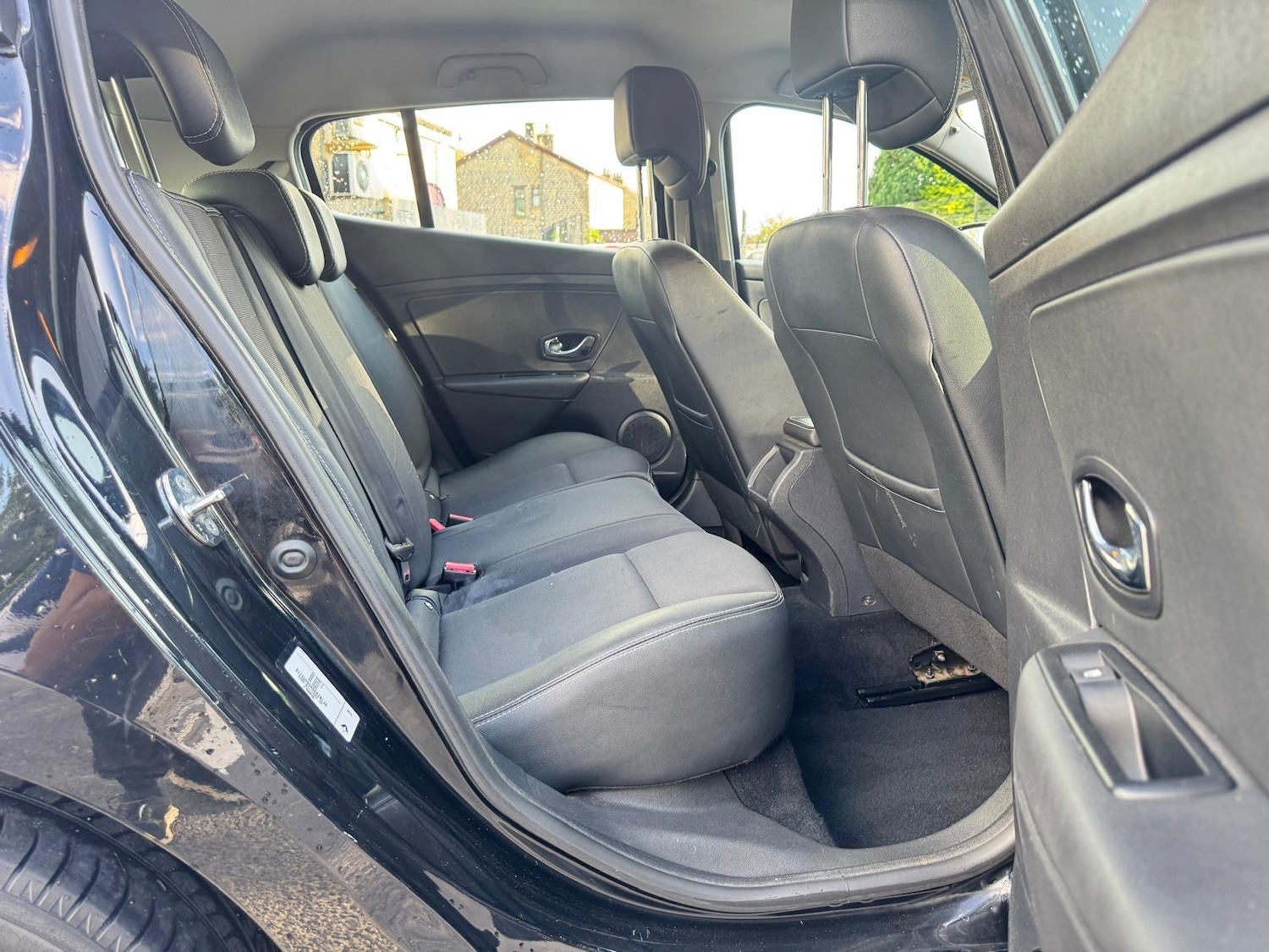 Used Renault Megane 2015 for sale - 76988716: Photo 14