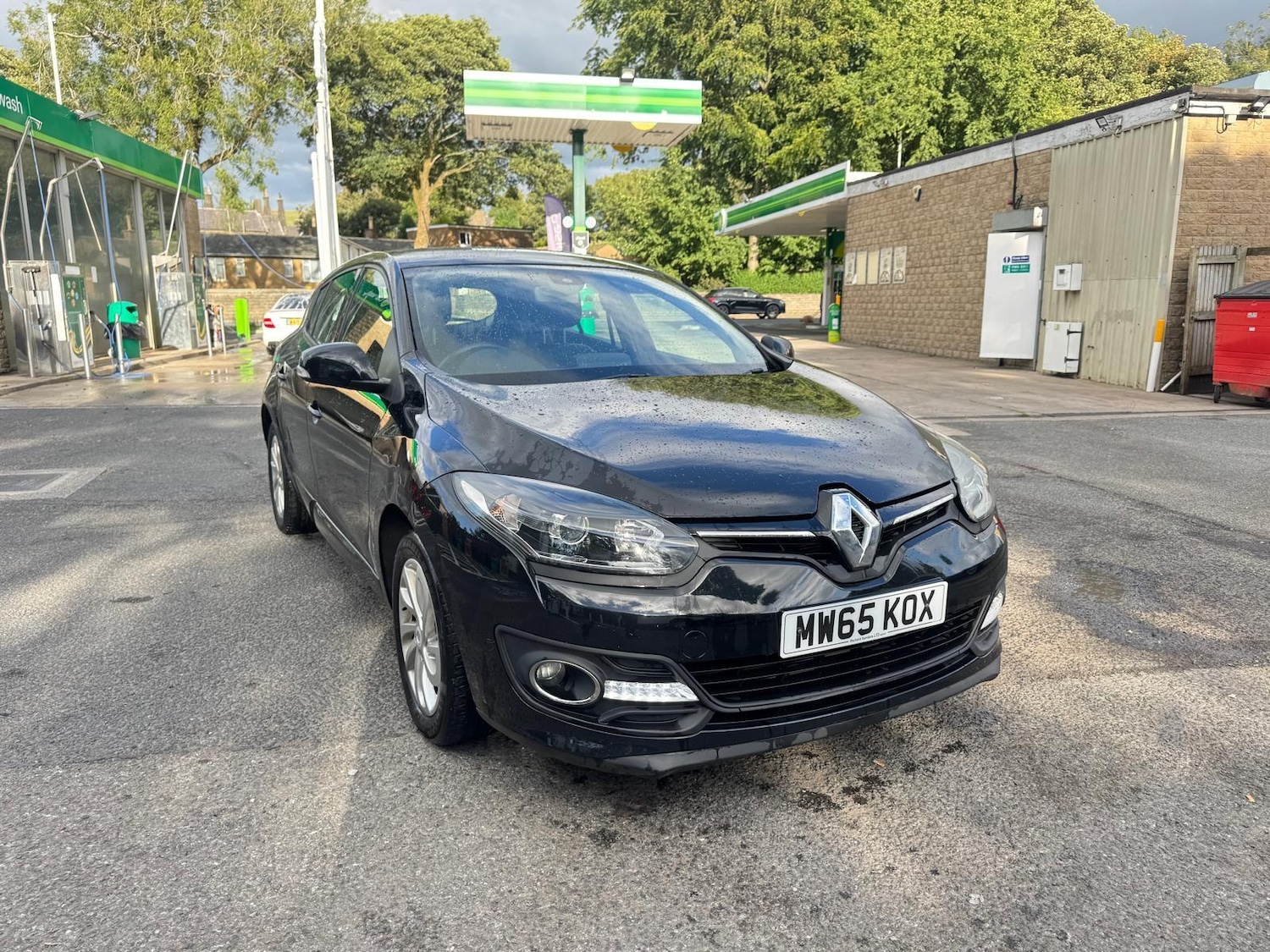 Used Renault Megane 2015 for sale - 76988716: Photo 2
