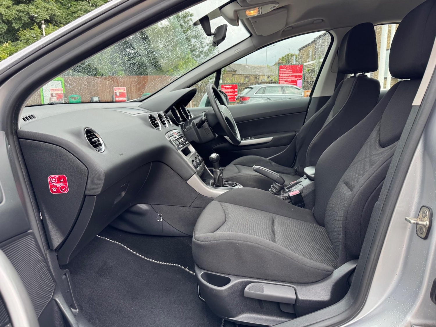 Used Peugeot 308 2013 for sale - 76995014: Photo 17