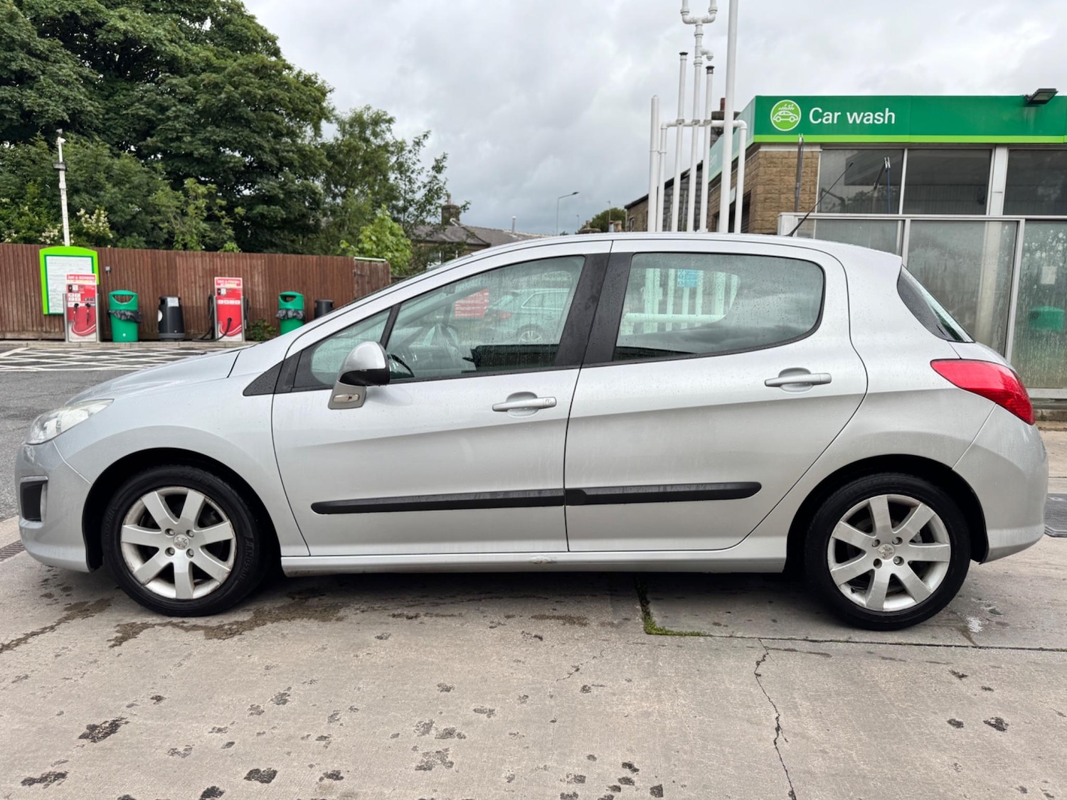 Used Peugeot 308 2013 for sale - 76995014: Photo 6