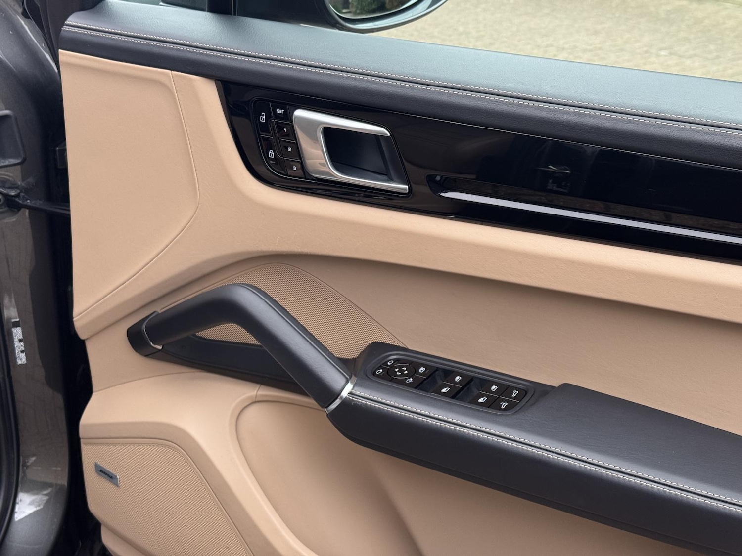 Used Porsche Cayenne 2020 for sale - 77682238: Photo 26