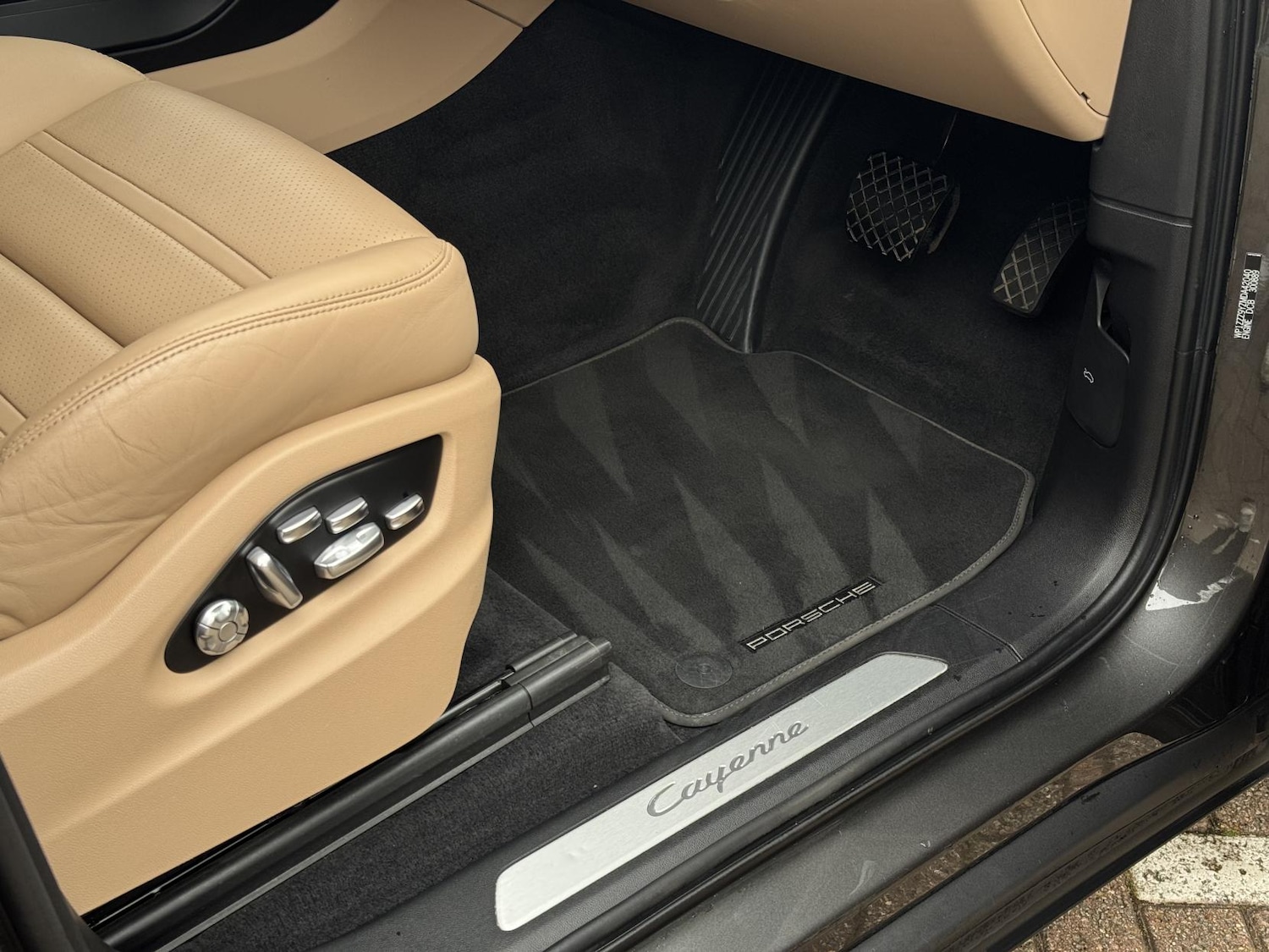 Used Porsche Cayenne 2020 for sale - 77682238: Photo 27