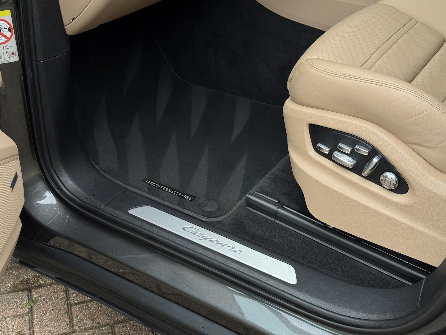 Used Porsche Cayenne 2020 for sale - 77682238: Photo 43