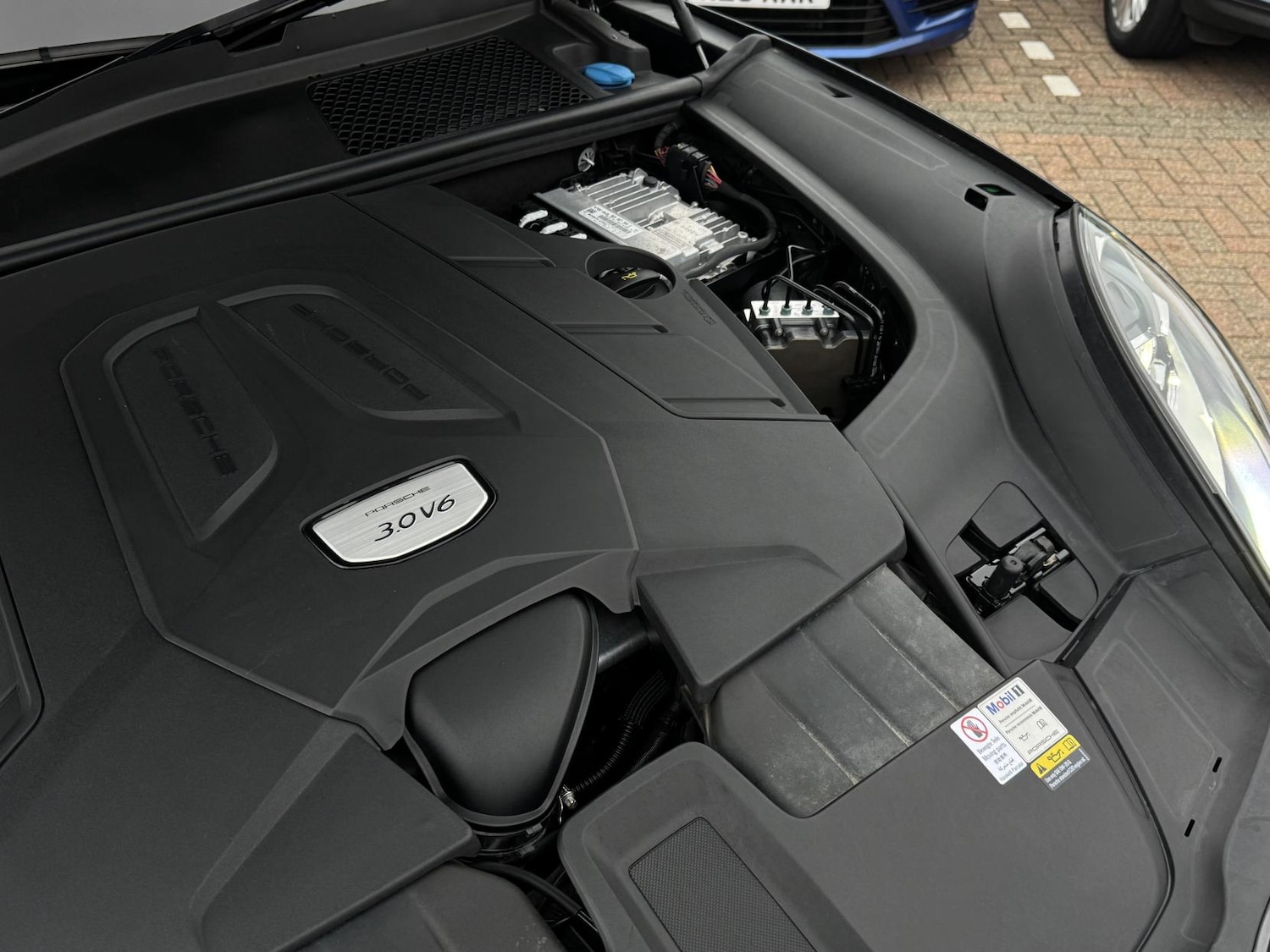 Used Porsche Cayenne 2020 for sale - 77682238: Photo 71