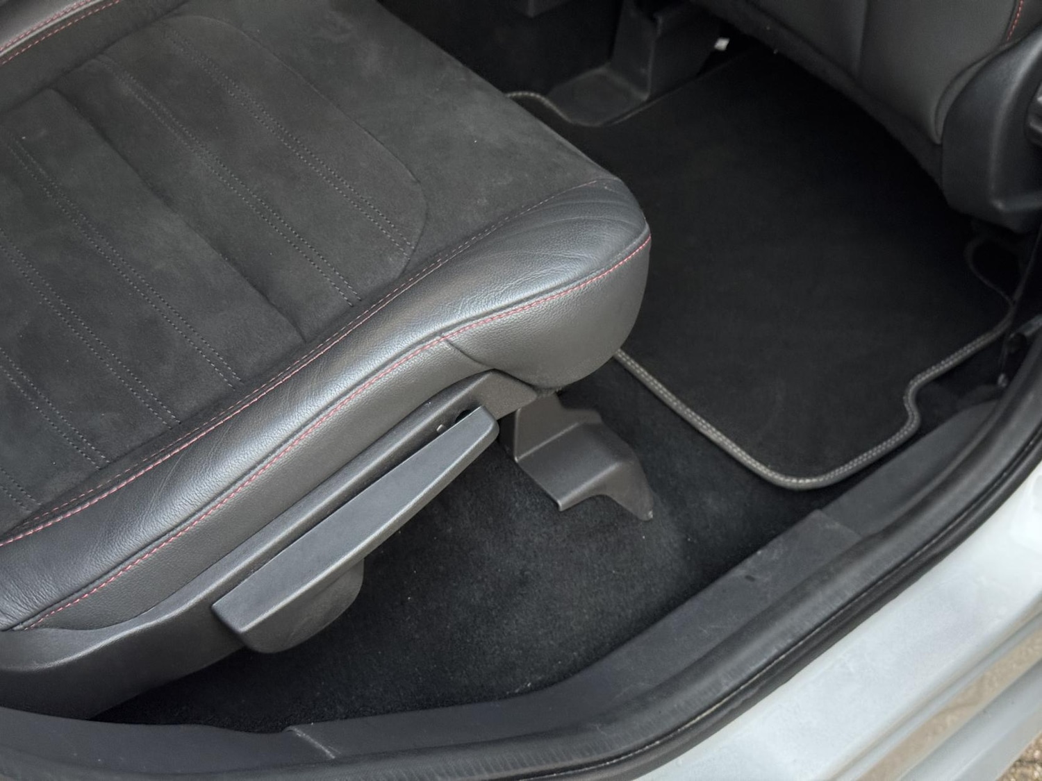 Used Ford Kuga 2018 for sale - 76643861: Photo 40